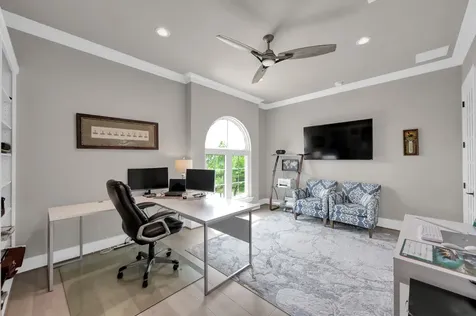 22 Lakeside Cove The Woodlands TX 77380