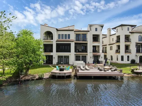 22 Lakeside Cove The Woodlands TX 77380