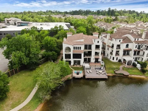 22 Lakeside Cove The Woodlands TX 77380