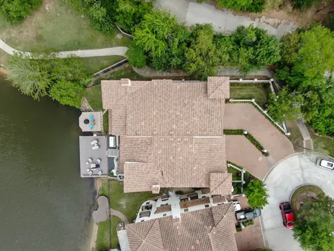 22 Lakeside Cove The Woodlands TX 77380