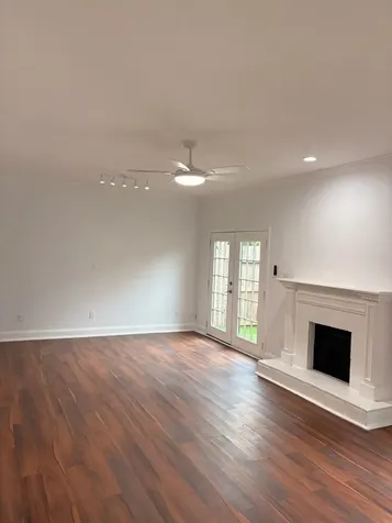2100 Tanglewilde Street 203 Houston TX 77063