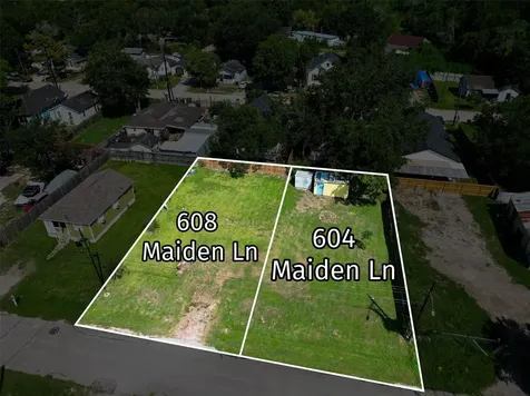 604 Maiden Lane Richmond TX 77469
