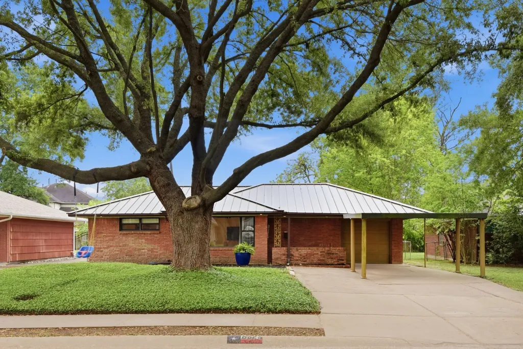 5325 Nina Lee Lane Houston TX 77092