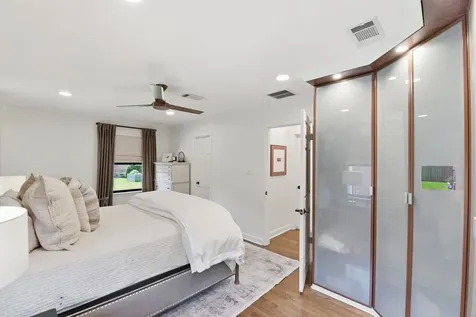 5325 Nina Lee Lane Houston TX 77092