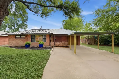 5325 Nina Lee Lane Houston TX 77092