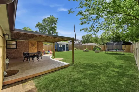 5325 Nina Lee Lane Houston TX 77092