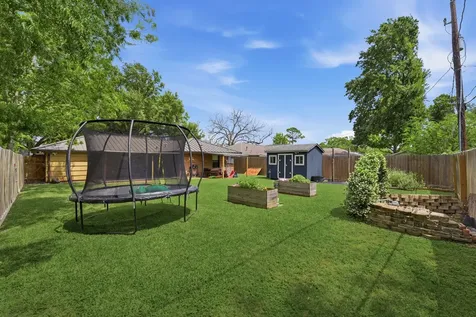 5325 Nina Lee Lane Houston TX 77092