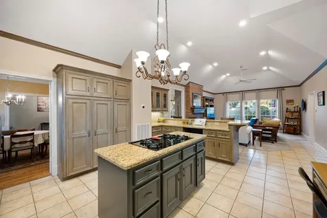 6010 Rapid Creek Court Kingwood TX 77345