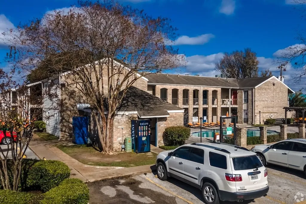 480 W Parker Road 45 Houston TX 77091