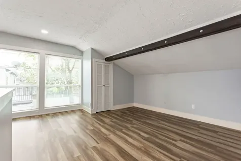 2005 Portsmouth Street B Houston TX 77098