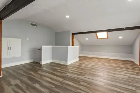 2005 Portsmouth Street B Houston TX 77098