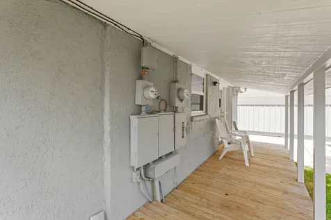 2005 Portsmouth Street B Houston TX 77098