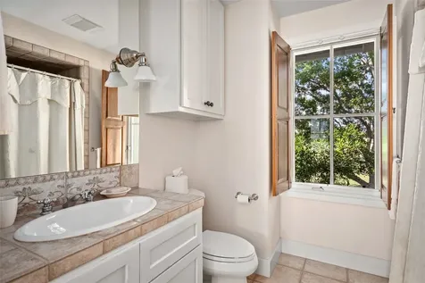 110 Applehead Island Drive Horseshoe Bay TX 78657