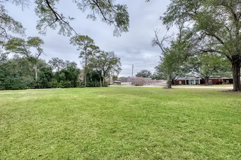 1505 East Avenue Katy TX 77493