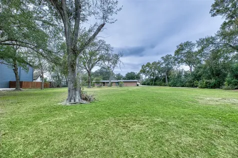 1505 East Avenue Katy TX 77493