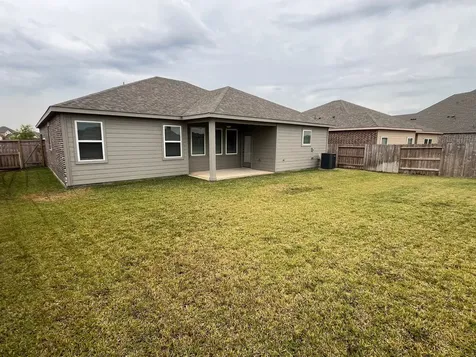 1927 June Lake Lane Iowa Colony TX 77583