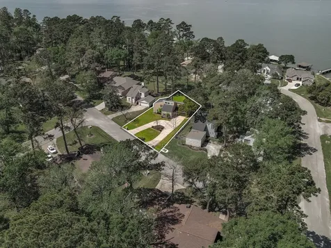 15211 Jamaica Drive Willis TX 77318