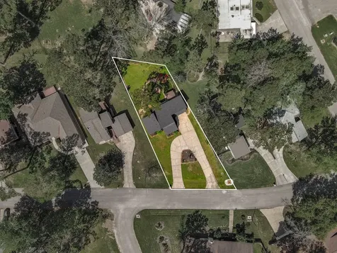15211 Jamaica Drive Willis TX 77318