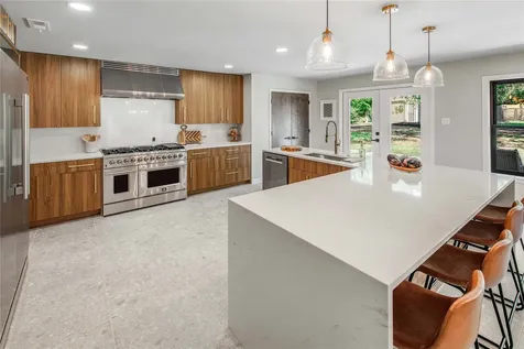 743 S Rosemary Drive Bryan TX 77802