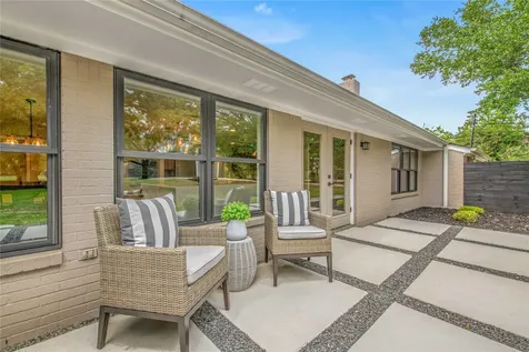 743 S Rosemary Drive Bryan TX 77802