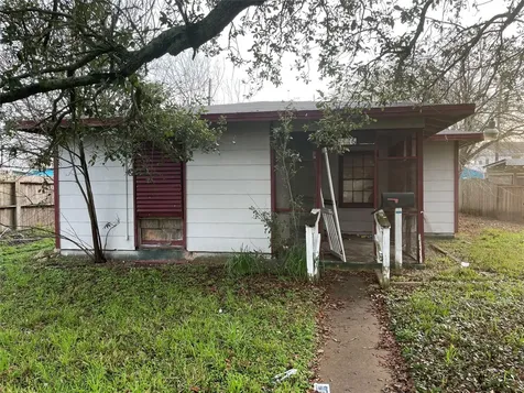 1116 Harris Way Galveston TX 77551