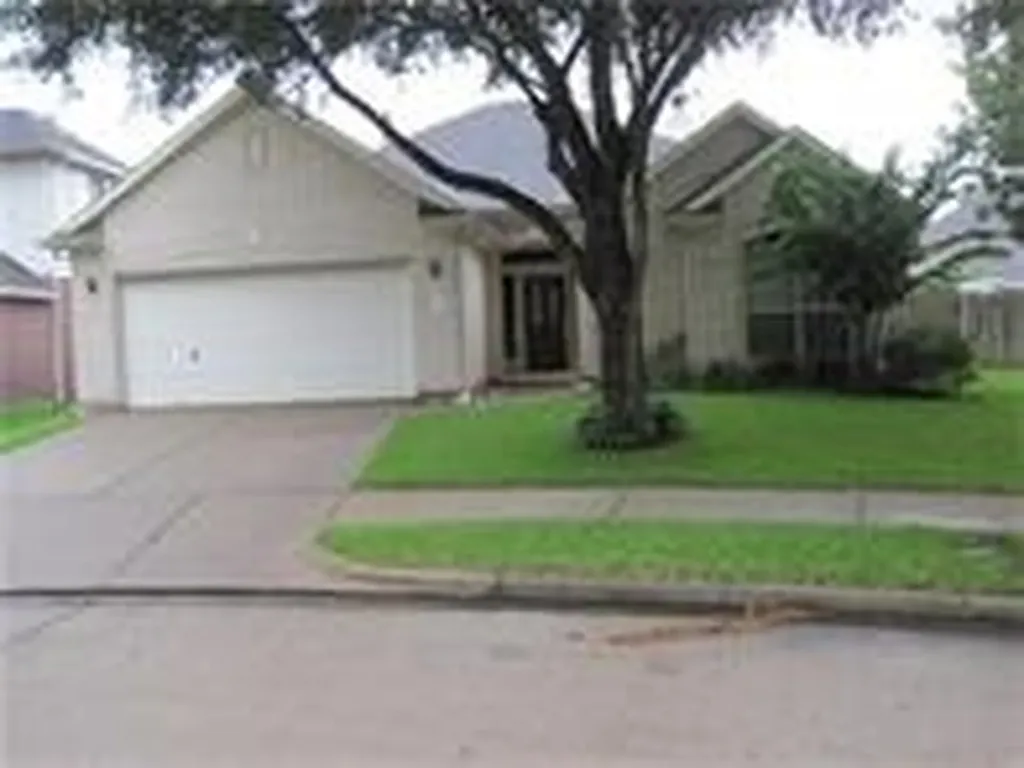 2715 Falling Forest Court Richmond TX 77406