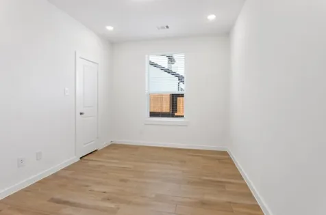 10227 Van Gogh Court Iowa Colony TX 77583