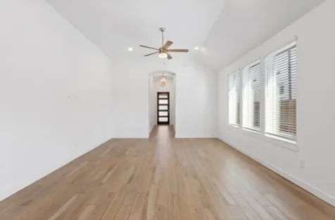 10227 Van Gogh Court Iowa Colony TX 77583