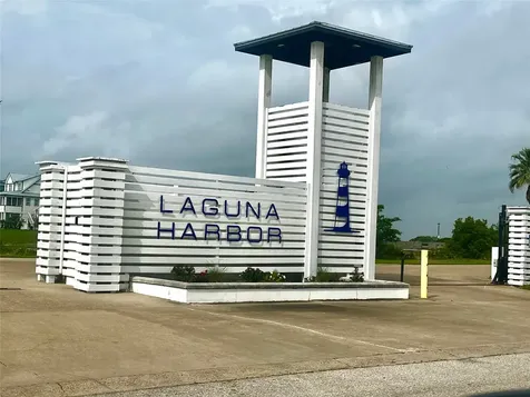 1812 Laguna Harbor Estate Boulevard Port Bolivar TX 77650