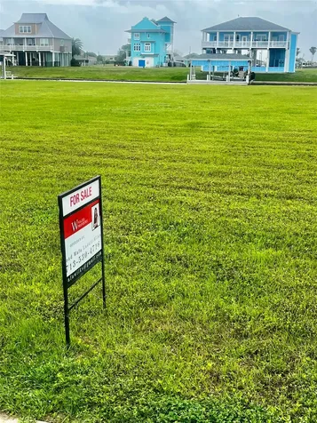 1812 Laguna Harbor Estate Boulevard Port Bolivar TX 77650