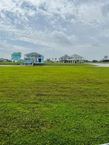 1812 Laguna Harbor Estate Boulevard Port Bolivar TX 77650