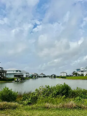1812 Laguna Harbor Estate Boulevard Port Bolivar TX 77650