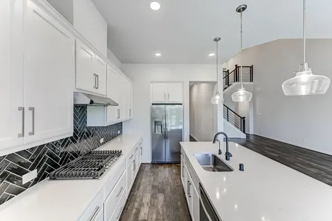 6570 Scarlet Pond Lane Fulshear TX 77441
