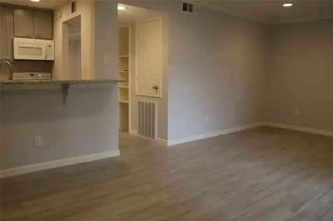 12633 Memorial Drive 4/25 Houston TX 77024