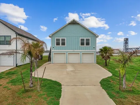 822 W 2nd Street Freeport TX 77541