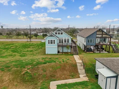 822 W 2nd Street Freeport TX 77541