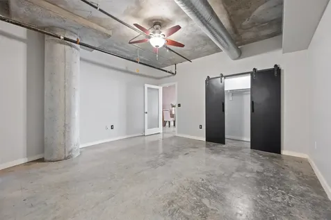 2000 Bagby Street 7414 Houston TX 77002