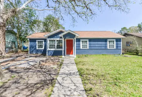 8229 Carolwood Drive Houston TX 77028