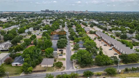 1136 Georgia Street College Station TX 77840