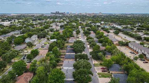 1136 Georgia Street College Station TX 77840