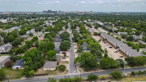 1136 Georgia Street College Station TX 77840