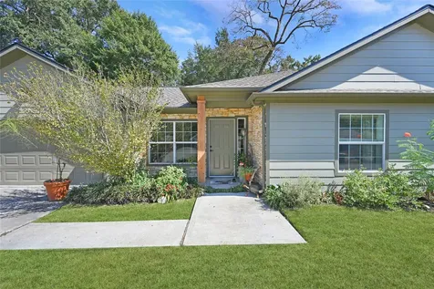 131 Kellyn Oaks Drive Conroe TX 77306
