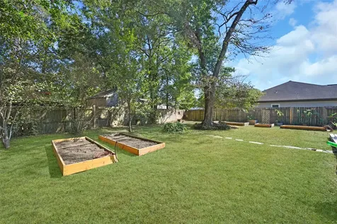 131 Kellyn Oaks Drive Conroe TX 77306