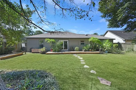 131 Kellyn Oaks Drive Conroe TX 77306