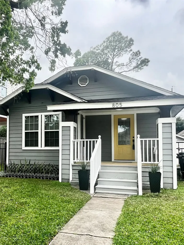 805 Tabor Street Houston TX 77009