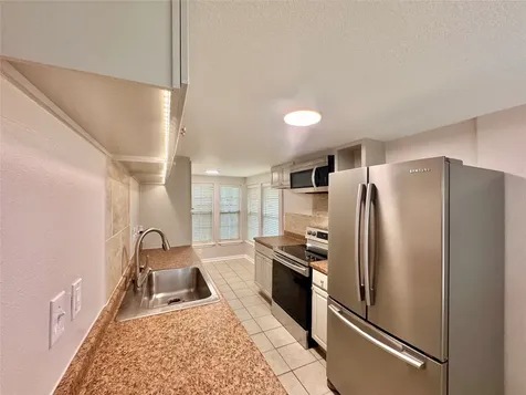 805 Tabor Street Houston TX 77009