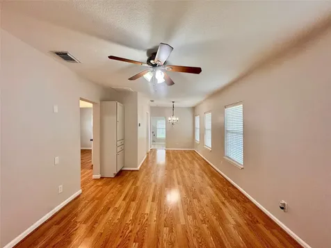 805 Tabor Street Houston TX 77009