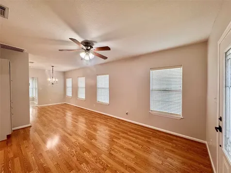 805 Tabor Street Houston TX 77009
