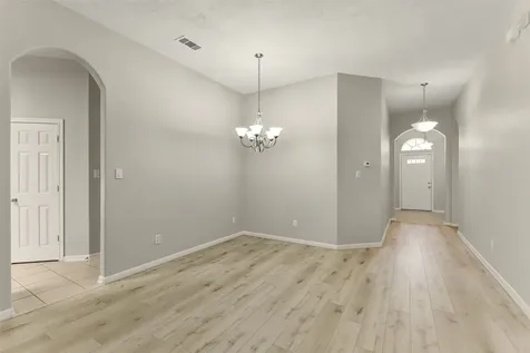 15951 W Bellefontaine Way Tomball TX 77377