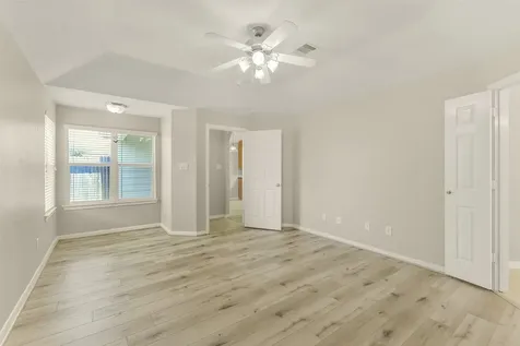 15951 W Bellefontaine Way Tomball TX 77377